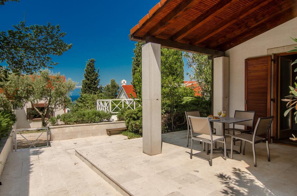 Apartmani Alice Njivice Kültér fotó