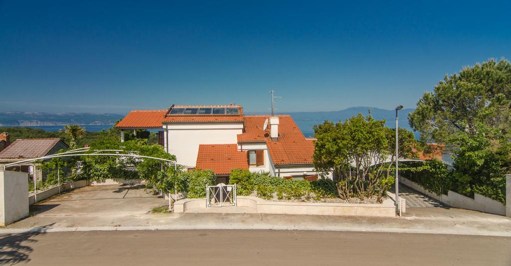 Apartmani Alice Njivice Kültér fotó
