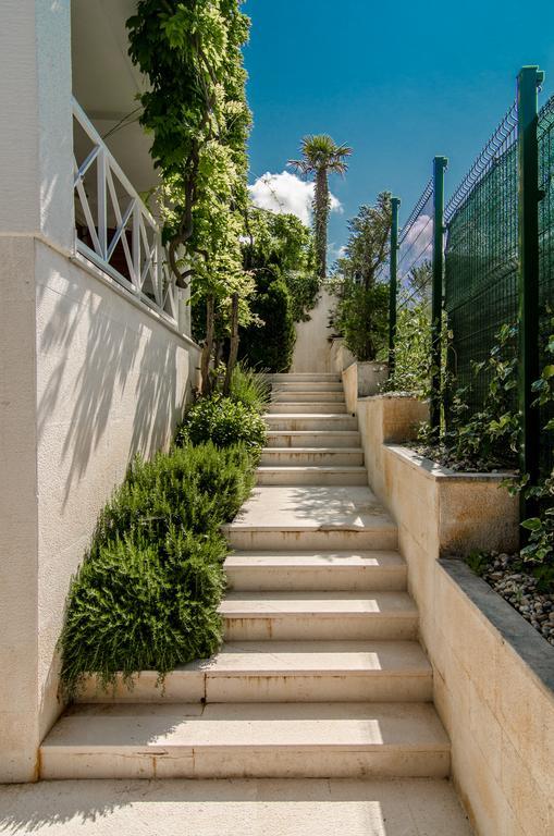 Apartmani Alice Njivice Kültér fotó
