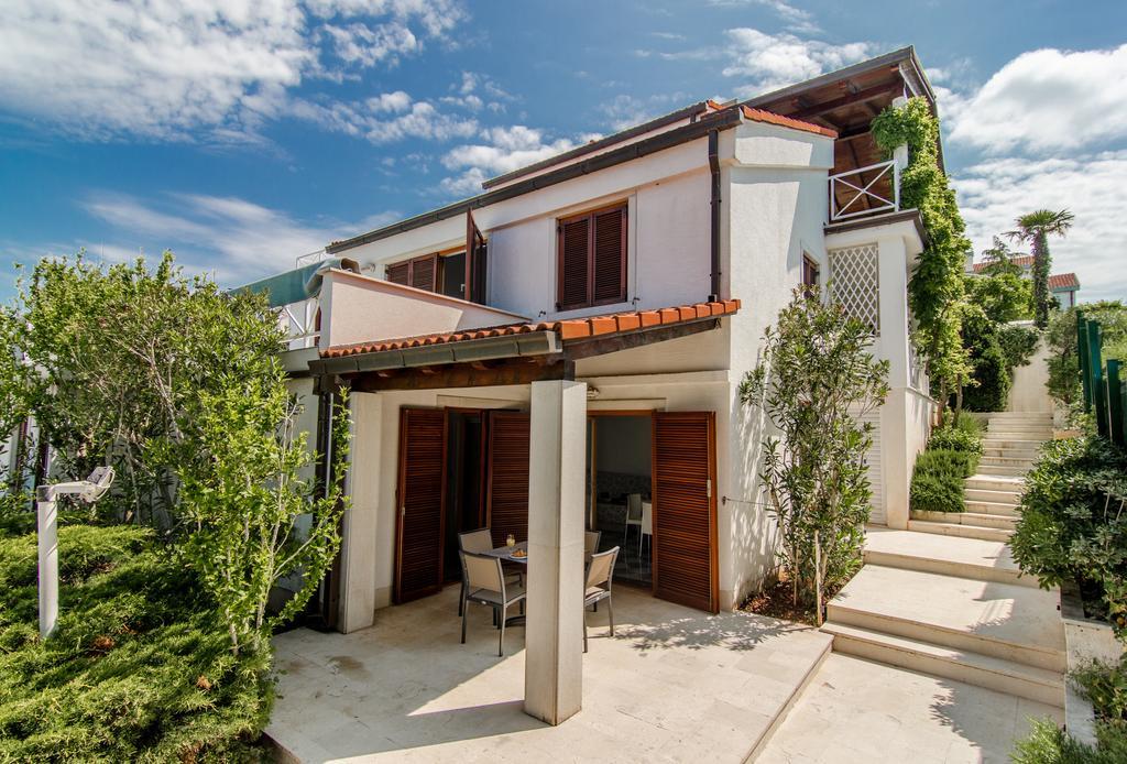 Apartmani Alice Njivice Kültér fotó